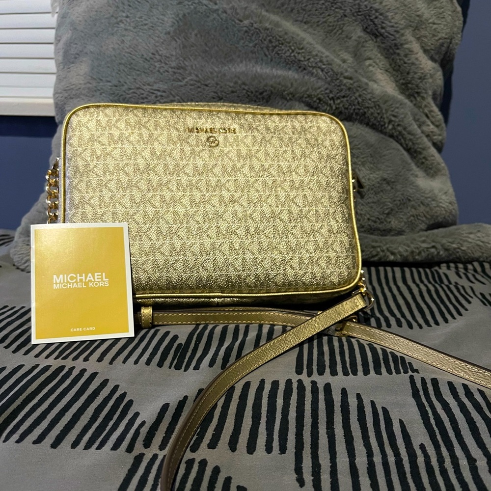 Women’s Michael Mors Crossbody Bag